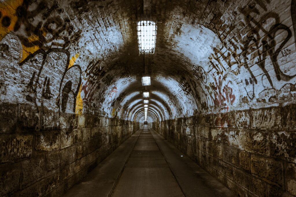 rock bolt in underground tunnels